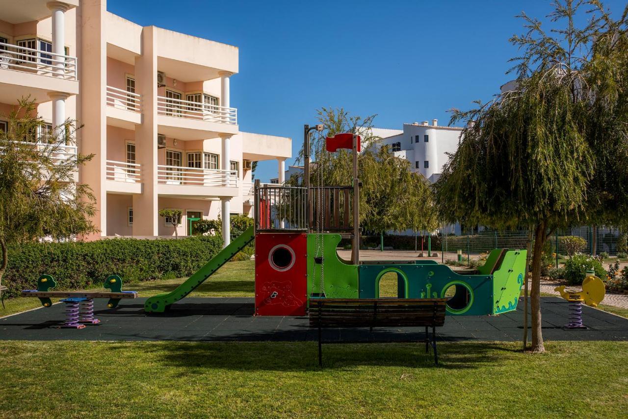 B33 - Praia Do Vau Apartment ポルティマン エクステリア 写真